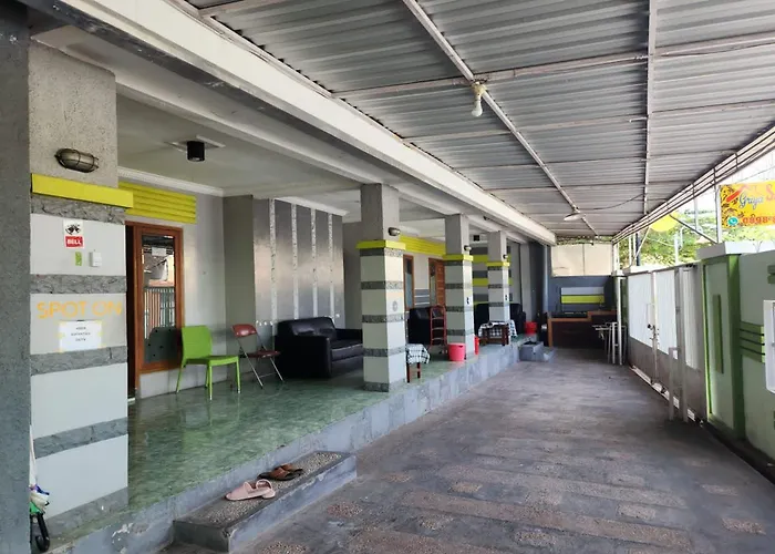 SPOT ON 2171 Griya Sakura Syariah Hotel Surakarta 